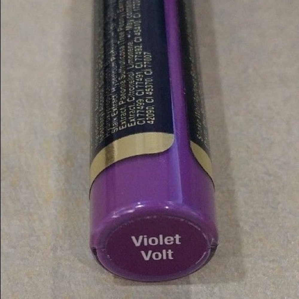 💜💜BACK IN STOCK💜💜Violet Volt Lipsense